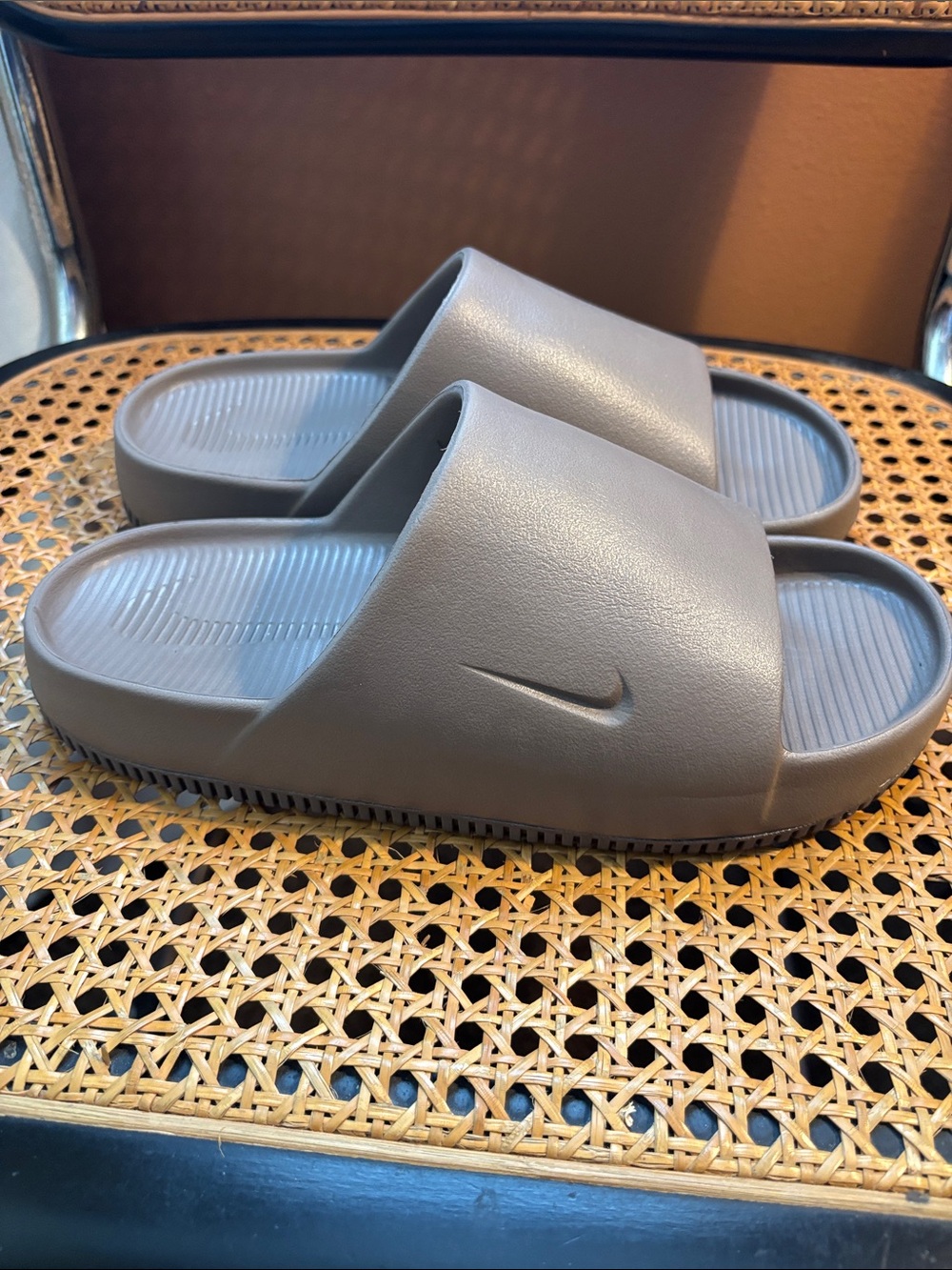 Nike Calm Minimalist Gray Slide Sandals - Picture 6 of 6